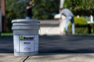 Using Our Sustainable Asphalt Sealer For Your Driveway
